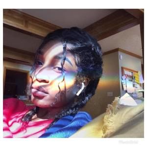 Meet your Posher, Gina